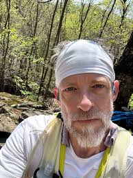 WANNA HEAR a depressing story? I went into LDOE and saw a healer. so i ran  to the red rock zone without my chopper. THE CHOPPER CONTAINS MY MILITARY  BACKPACK. so i