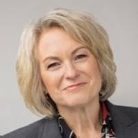 Shelly Powell's Instagram, Twitter & Facebook