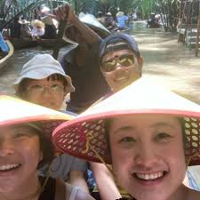 Interns have settled in… time for INTERN SPOTLIGHT featuring the good  doctor Christina Shin! 🥰 the EUH service wouldn't know what to do without  her 🥵 . 🏡 Hometown: Anaheim, CA 🤓