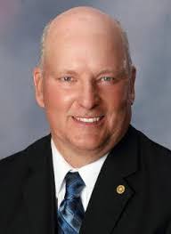 Larry Dossett's Instagram, Twitter & Facebook