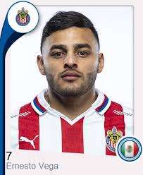 El futbolista compartió una imagen en su cuarto y una foto del partido en la que puso vamos toluca acompañado de dos. Player Alexis Vega