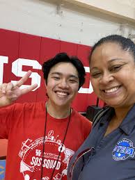 Edward Taylor (@TheLandrover)