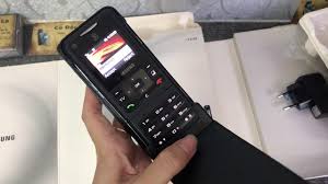 Hàng độc samsung f510 - YouTube