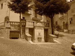 If this camera doesn't work or should the link be wrong please report that here. Pin On The Two Roseto S Roseto Valfortore Puglia Italy Roseto Pennsylvannia U S A