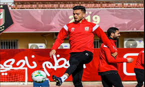 فاجأ الثنائي الممثل المصري محمد فراج والممثلة المصرية بسنت شوقي الجمهور بأول ظهور لهما في إحدى الحفلات، حيث كشفا لإحدى المجلات أن ال ØµÙ„Ø§Ø­ Ù…Ø­Ø³Ù† ÙŠØ¹Ù„Ù† Ø¹ÙˆØ¯ØªÙ‡ Ù„Ù„Ø£Ù‡Ù„Ù‰ Ø§Ù„Ù…ÙˆØ³Ù… Ø§Ù„Ù…Ù‚Ø¨Ù„ Ù…Ø¨ØªØ¯Ø§