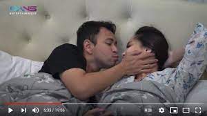 Nagita slavina ngidam makan burger selebgram fadil jaidi. Go To The Behavior Of Raffi Ahmad And Nagita In Bed Rafathar Is Hysterical To See This Scene Archyde