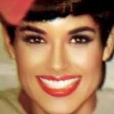 PSA Airline Employee Experiences for Book Catching That Smile