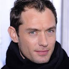 Jude Law backs teen effort to fund film