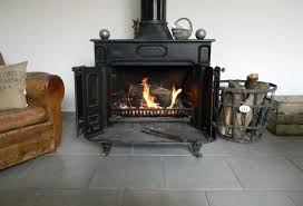 Chaud Devant Chez Calou Poele A Bois Poele Godin Feu De Bois
