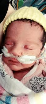 Santa's Hat for the Preemies in NICU this Christmas 🤶🎄