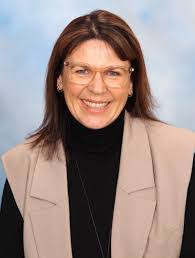 Sharon Neale's Instagram, Twitter & Facebook