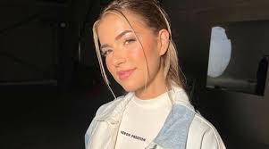 Oeh la la: is Jade Anna aan het daten met een Ajax-speler?