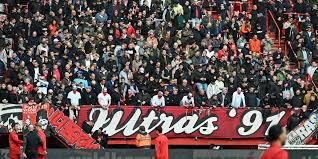 Twente Derby Delayed! Smoke Bombs Cause Chaos! #EredivisieDrama - Imagen ilustrativa del artículo