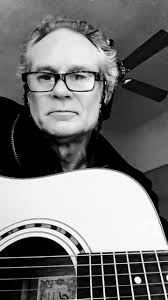 Happy Father's Day to all of the dad guitar players out there and FG fam!! 