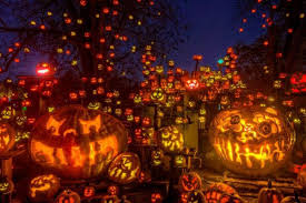 Jack O Lantern Spectacular Louisville 2014 Halloween Pumpking Carving Louisville Kentucky Celebration Around The World Halloween Eve Halloween Festival