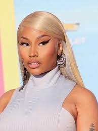 Megan Pinson's Instagram, Twitter & Facebook