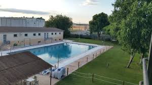 Desde la estación de autobuses o trenes de córdoba (4 km.) en transporte público: Piscina Picture Of Hospedium Hotel Castilla Torrijos Tripadvisor