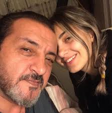 20 şubat 1973, düzce), tiyatro, sinema ve dizi oyuncusu. Mehmet Yalcinkaya Kac Yasinda Kizi Sude Yalcinkaya Kim