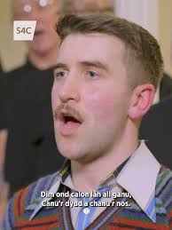 Callum Scott Howells in Calon Lân with Talented Choir
