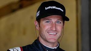 Kasey kahne drives the #9 dodge car in the nextel cup car that has 3 paint schemes, his regular car, his shootout car, and his reverse pit cap car. Nascar Driver Kasey Kahne Retiring After 15 Cup Seasons