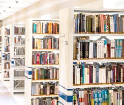 Interior of Stanley Medical College library