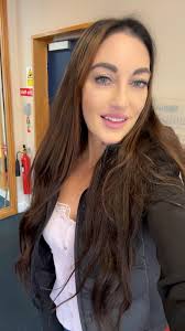 Busy week of music & filming ahead 🎶📹 Wednesday 8th October Willowbrook  Lodge 2pm 👵👴 Friday 10th October Filiming with Tipperary TV 💙💛📹  Saturday 11th October The Auld Triangle Loughrea 10pm 🎶💃🏻