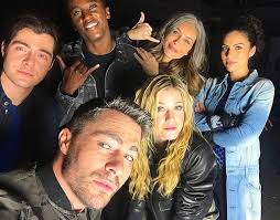 William, Connor, Dinah, Zoe, Mia, Roy BTS (Can't remember all the actor  names so went with character names)