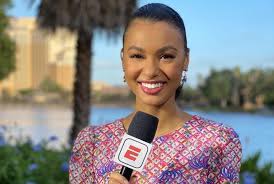 She was born to her mother caren andrews, who is an artist, in 1995. Who Is Malika Andrews Meet Espn S Rising Star Nba Reporter
