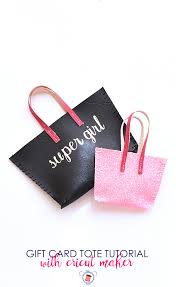 Or you can make these folding flap gift card holders. Custom Tiny Tote Diy Gift Card Holder Template Cricut Maker Sew Some Stuff