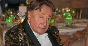 Der österreichische baulöwe richard lugner ist ein 1998 hatte richard lugner politische ambitionen: Mehrere Millionen Euro Richard Lugner Musste Einen Kredit Fur Die Lugner City Aufnehmen Leadersnet