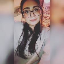 Candy Morales (@CandyMoralesV18)