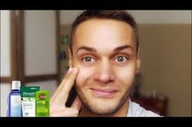 Bestimmte peelings, gesichtsmasken und cremes haben sich als besonders wirksam erwiesen. Video Pickelmale Loswerden So Geht S
