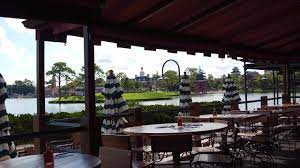 The rose & crown pub & dining room is in the united kingdom pavilion of the world showcase in epcot theme park. 4k Rose Crown Dining Room United Kingdom Pavilion At Epcot Youtube