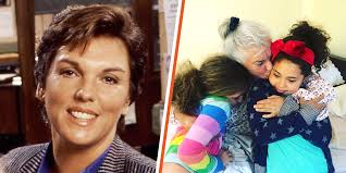 Carson Daly & Siri Pinter Started with a Secretive Office Affair ⁠— They  Wed after 10 Years & 3 Kids