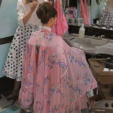Feminine Cape 6 Hair And Beauty Salon Hair And Beard Styles Hair Salon
