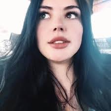 Tyneisha Kelly's Instagram, Twitter & Facebook