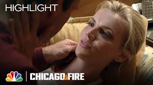 In a two show crossover event with chicago p.d., a series of teen opioid overdoses sees severide partner with sean roman, but begins to suspect there's more . Liebeschaos Bei Chicago Fire Fur Brett Und Casey Lauft Es In Staffel 9 Nicht Rund Netzwelt