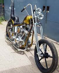 Looks Like A Painting To Me Thanks To Arnaldo Rogani For Sending In His Ride With Seven Sins Choppers Galaxy Grips Sevensi Chopper Old School Chopper Riding