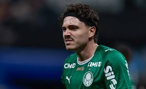 Gustavo Alfaro, técnico do Paraguai manda indireta para Maurício do Palmeiras: “agora é fácil querer o Para...
