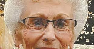 Nancy Sedor's Instagram, Twitter & Facebook