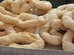 Biscoito De Polvilho Frito Receita Que Eu Aprendi Com Minha Avo Biscoito De Polvilho Frito E Nao Estoura Biscoito De Polvilho Frito Receitas Biscoito De Polvilho