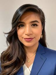 Marissa Helm's Instagram, Twitter & Facebook