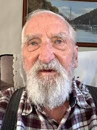 Robert Eddings's Instagram, Twitter & Facebook