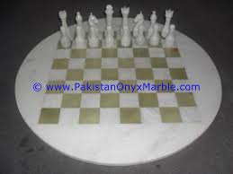 Pin By Pakistan Onyx Marble On Onyx Chess Set Round Boards Checkers Game Green Onyx White Marble Handcarved Chess Board Chess Set Checkers Game