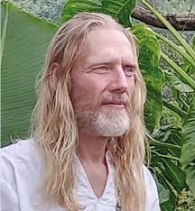 On March 3rd, 11 am EEST, we meet Marcus Witte, the author of the book A  LIFE WITHOUT FOOD, in a live talk with Eltrayan for the Pranic Festival  Online To get