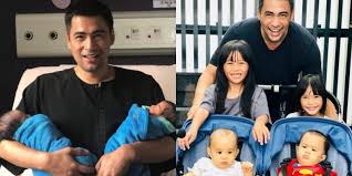 His father, datuk sheikh mustapha abdul shukor, was a businessman. Sheikh Muszaphar Kongsi 6 Teknik Keibubapaan Yang Menarik Theasianparent Malaysia
