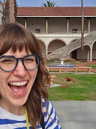 Aren't you just so cute? Here's a sassy new holiday song from my original  character, Mary Ellen Dawson Carter Armstrong! Find full video at the link  in my bio. Who has a