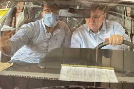 Bmw x5 (e70) насадки глушителя е70. The Minister Of Business Sector Visits Al Nasr Motors And Inspects 13 E70 Electric Cars From China Eg24 News