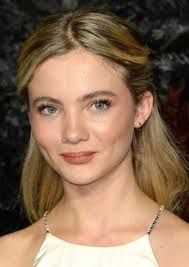 Fan Casting Mackenzie Foy as Petra in Narnia (genderbend)