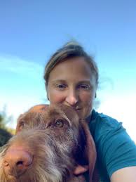 Hi Everyone! I am Amy (and my dog Obi 🐶) and I am a nurse/midwife of over  20 years and I currently work in the NHS as a safety investigator! After  years